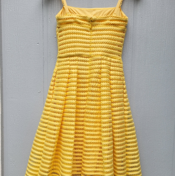 New York and Co Yellow Strapless Dress Size 4 - Picture 5 of 12